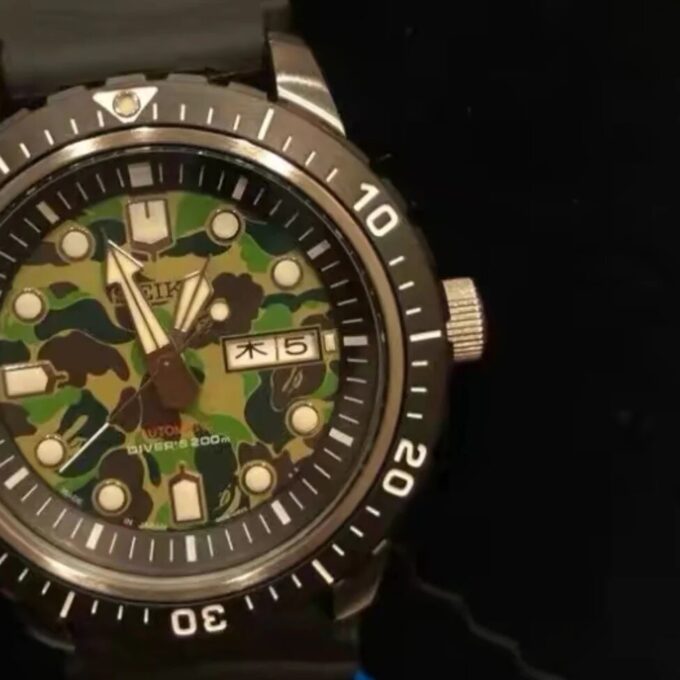 Relógio de mergulho mecânico BAPE X Seiko Crossover