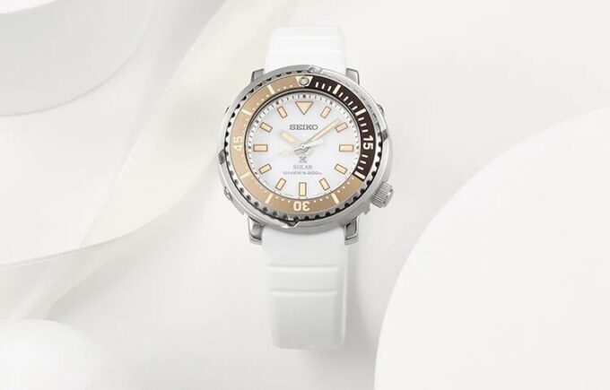Série Prospex Solar Quartz Edição Limitada de Natal Branco
