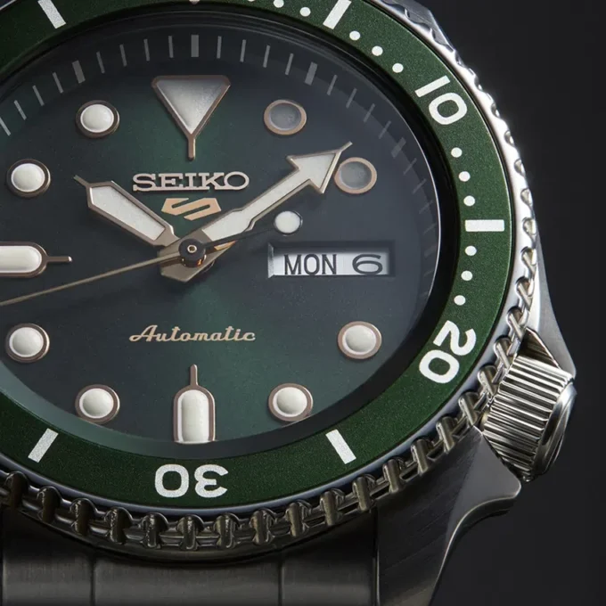 SRPD63 Série 5 Sports SKX SRPD63 Série 5 Sports SKX
