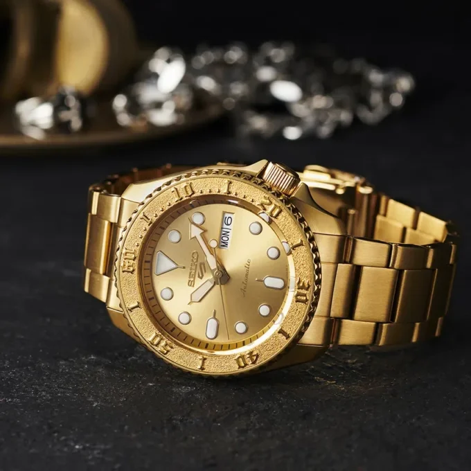 SRPE74 Série 5 Sports SKX SRPE74 Série 5 Sports SKX